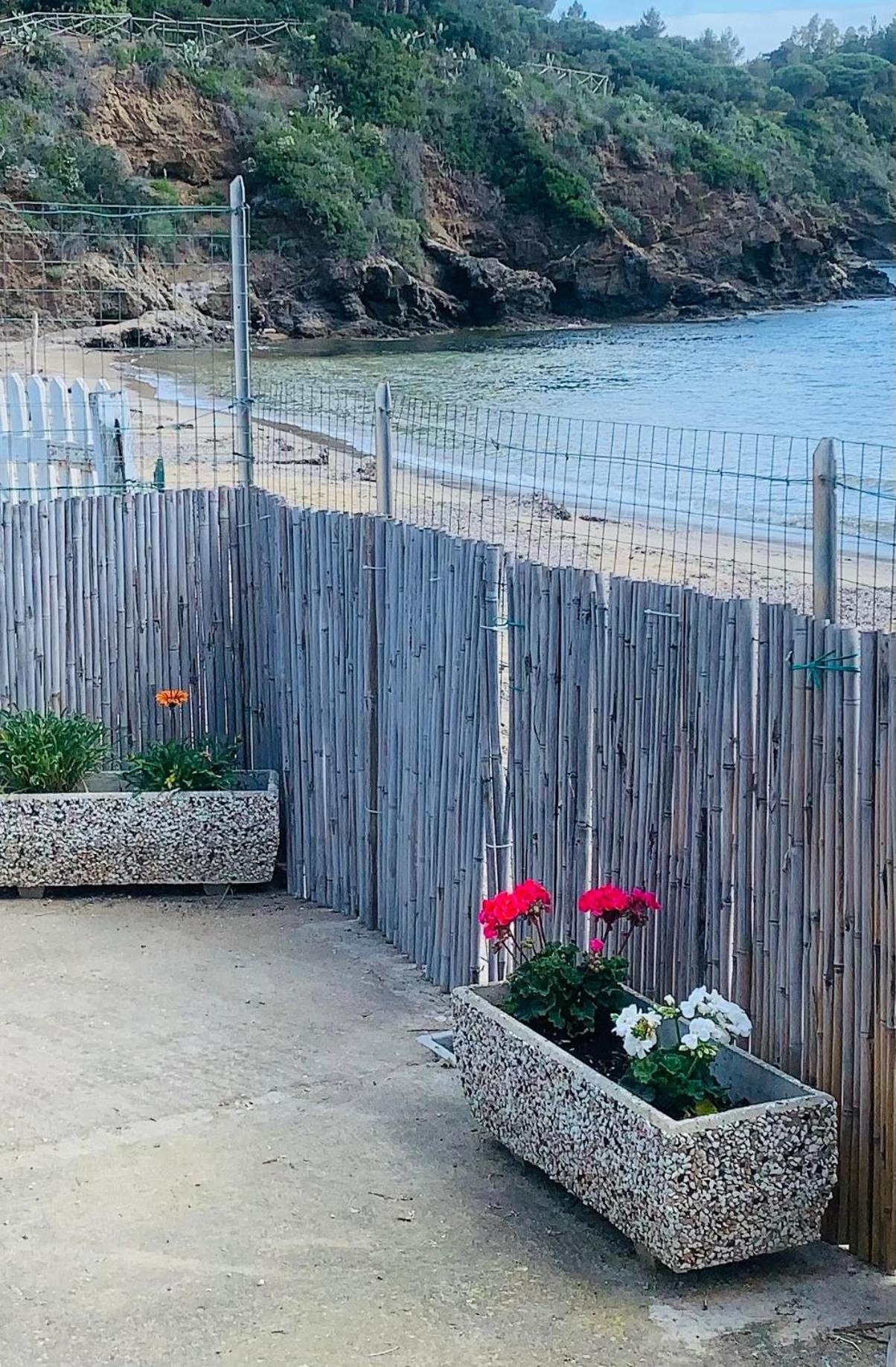 Casina Mare Sulla Spiaggia Capoliveri  Exterior photo