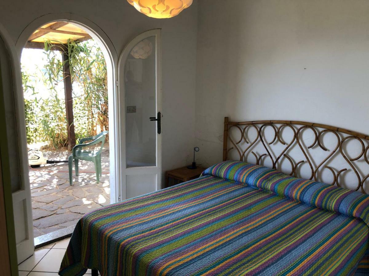Casina Mare Sulla Spiaggia Capoliveri  Exterior photo